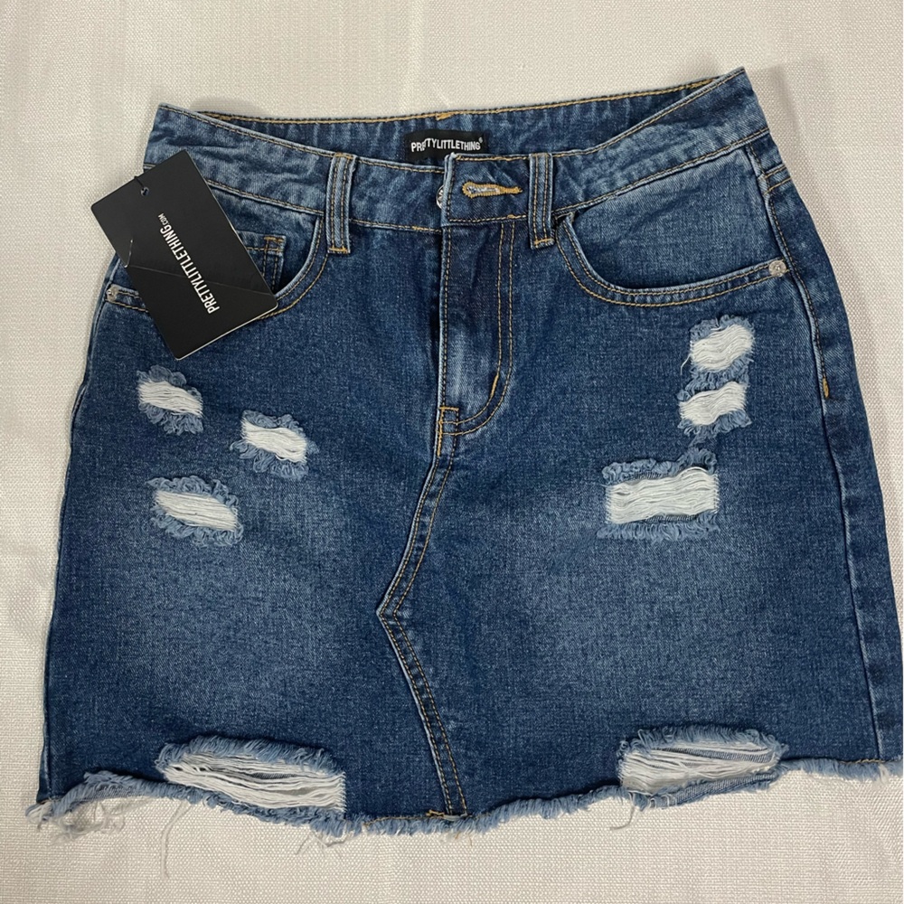 NWT PrettyLittleThing Jean Skirt - Dark Wash Denim, Size 8, High-Waisted Mini